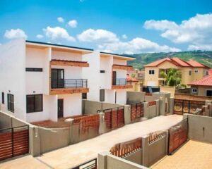 3 Bedroom Duplex in Oyarifa for Sale